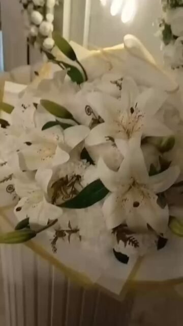 Defalarca yazıp sildim çünkü Burcu’nun samimiyetini tatlılığını ve güzelliğini kelimelerle ifade etmek zor olacak Reels videosunda zaten gülen yüzü ile o sıcacık enerjisini hissedeceksiniz bize emanet ettiği söz elbisesiyle harika görünüyor bir ömür boyu mutluluklar diliyorum gençlere
#tasarım #kişiyeözel #kişiyeözeltasarım #özeldikim #stil